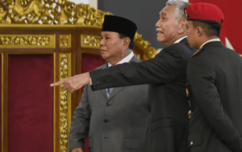Pesan Luhut ke Prabowo agar tak bawa orang toxic ke pemerintahan direspons elite politik. (ANTARA FOTO/Hafidz Mubarak A_