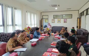 Rapat Koordinasi antara Anggota DPRD Buol, Pemda Buol, Dinas Terkait dan Front Parlemen Jalanan, untuk percepatan pendirian Universitas di Buol (07/05)