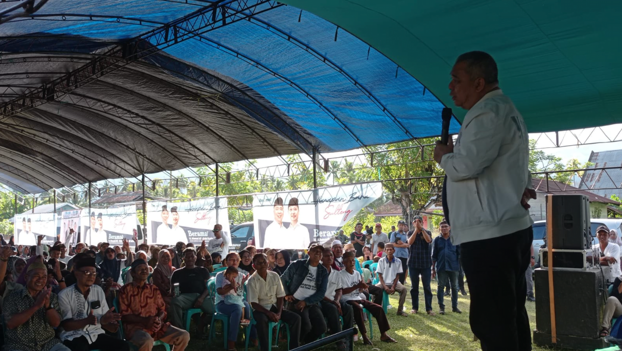 Ahmad Ali dan Warga Kabupaten Parigi Moutong