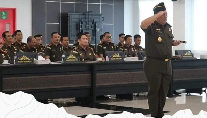 Kajari Tojo Una-Una Ikuti Pengarahan UHEKSI Jaksa Agung RI