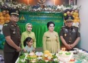 Kejaksaan Negeri Touna Memeriahkan HUT IAD dan HBA 2024 dengan Pesan Inspiratif dari Ny. Erna Pilipus