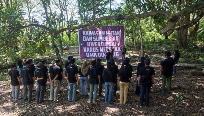 Gerakan Uwentumbu Merdeka: KPPD Gelar Upacara Bertajuk Uwentumbu Merdeka Dari Tambang