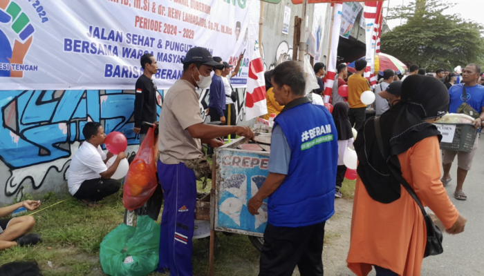 Jalan Sehat BERANI Sukses Pikat Peserta dan Majukan Pedagang Kecil