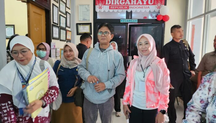 Pasangan Cabup dan Cawabup  “SOLUSI” Jalani Tes Kesehatan di RS Undata Palu,Siap Menuju Pilkada Touna 2024