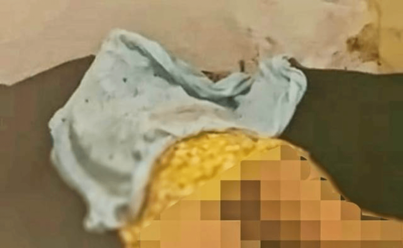 Warga Lawanga Tawongan temukan SA tewas di kamar kosannya. FOTO: IST