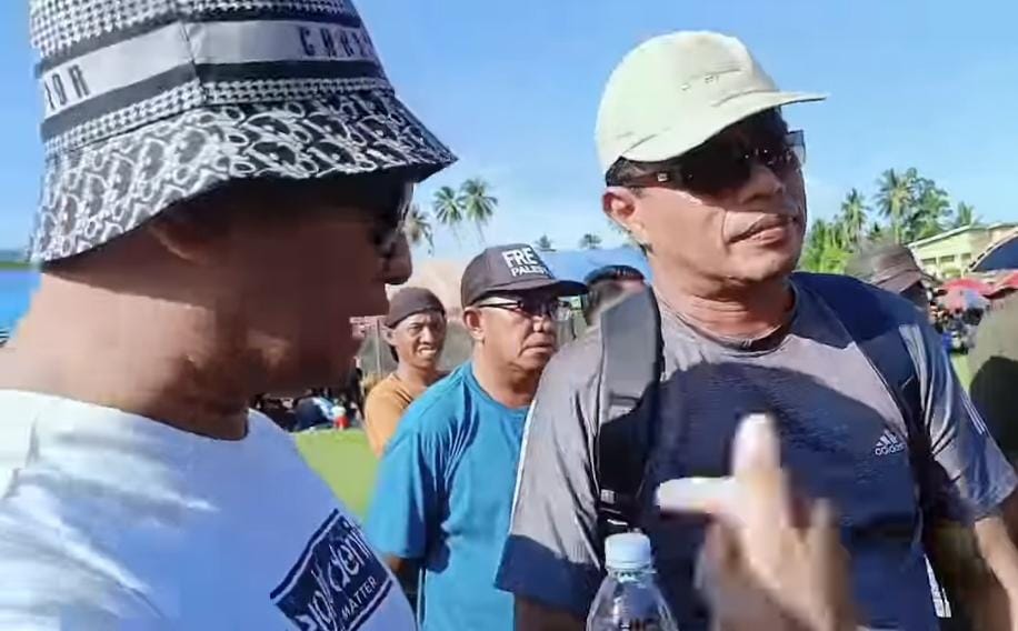 Kepala desa aktif, Muhammad radun kecewa atas dokumentasi dirinya di acara kampanye Akbar salah satu Paslon. FOTO: IST