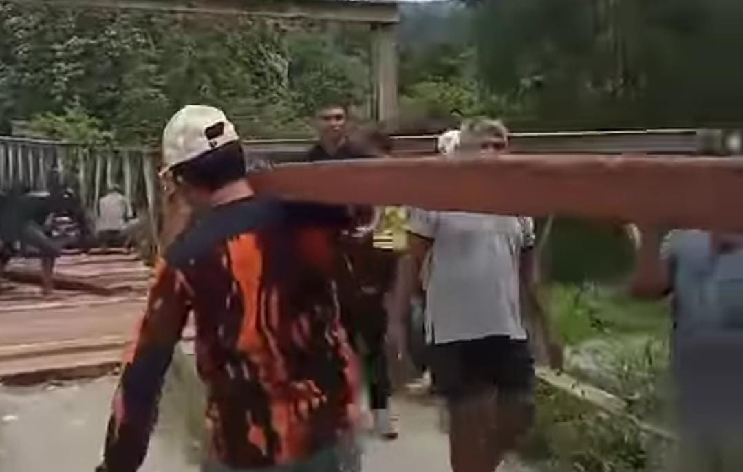 Jembatan Popanga di perbaiki, bukti nyata Bupati terpilih Touna. FOTO: IST